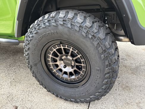 New 2025 Jeep Gladiator Sport w/ Premium Package image 20