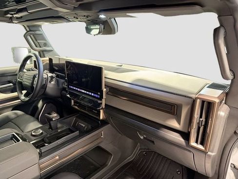 New 2025 GMC Hummer EV 2X image 26