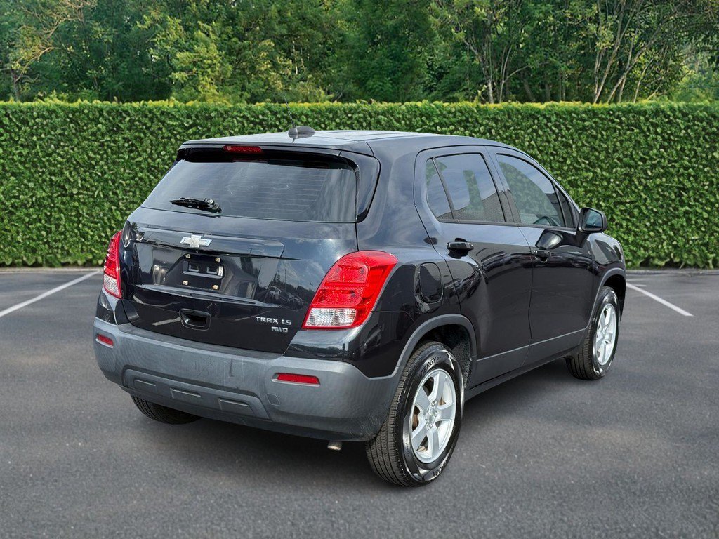 Used 2016 Chevrolet Trax LS AWD/4WD image 3
