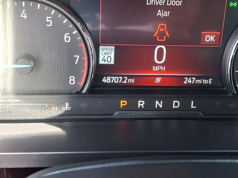 Certified 2022 Ford Explorer XLT w/ Equipment Group 202A AWD/4WD image 23