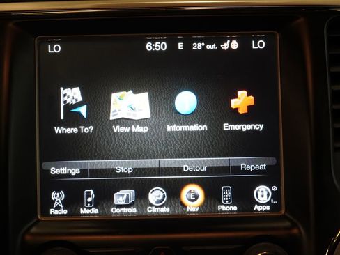 Used 2014 Jeep Grand Cherokee Summit image 21