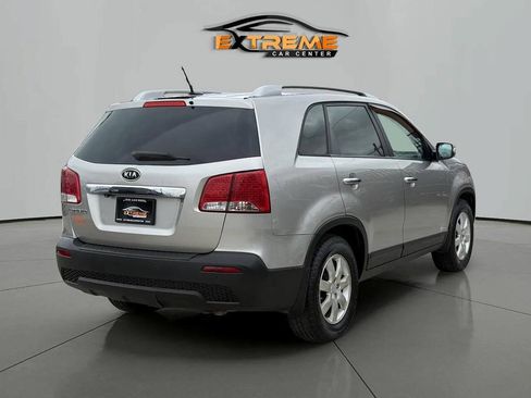 Used 2013 Kia Sorento LX w/ Convenience Pkg AWD/4WD image 6