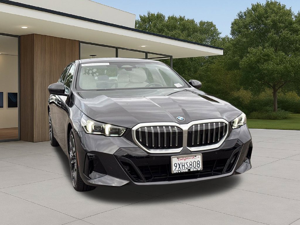 Used 2026 BMW 530i w/ M Sport Package RWD image 5