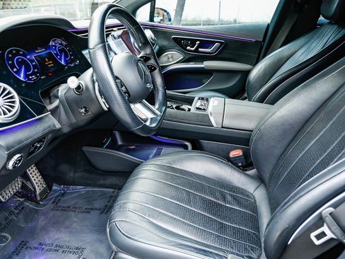 Certified 2022 Mercedes-Benz EQS 580 4MATIC Sedan image 20