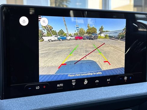 New 2025 Ford Maverick XLT image 17