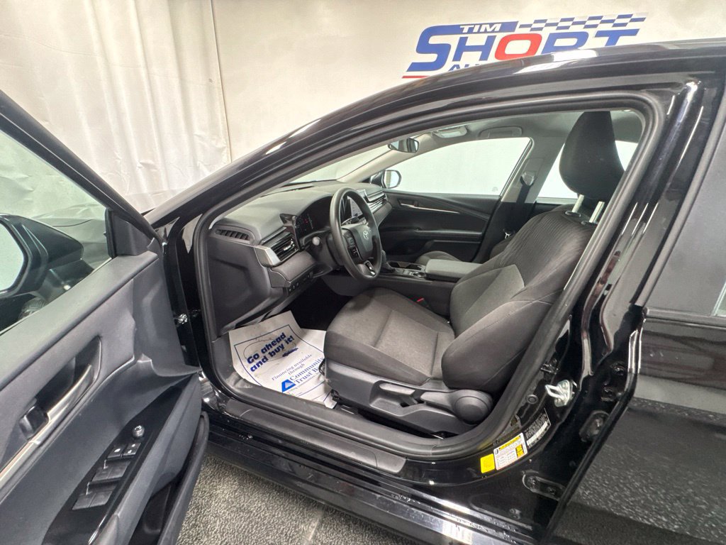 Used 2026 Toyota Camry LE FWD image 20