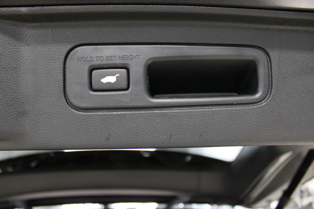 Used 2023 Honda Pilot Touring image 29
