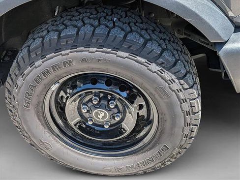 Used 2025 Ford Bronco 4-Door AWD/4WD image 7
