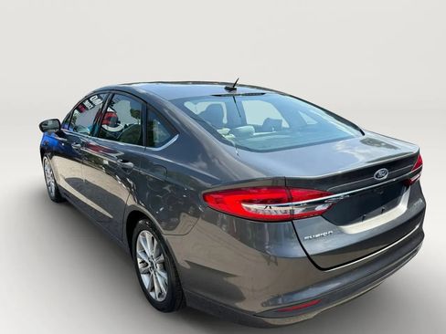 Used 2017 Ford Fusion S FWD image 5
