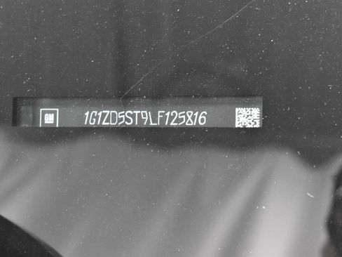 Used 2020 Chevrolet Malibu LT w/ Fleet LT Safety Plus Package image 33