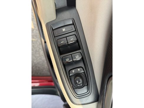 Used 2022 Subaru Forester Premium AWD/4WD image 12
