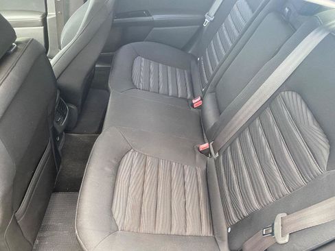 Used 2016 Ford Fusion SE FWD image 35