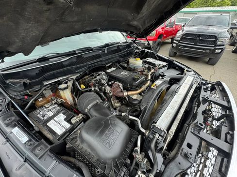 Used 2014 RAM 3500 Laramie w/ Black Appearance Group AWD/4WD image 37