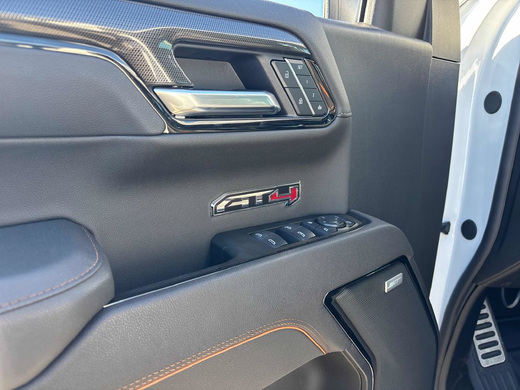 New 2026 GMC Sierra 1500 AT4 w/ AT4 Premium Package AWD/4WD image 11
