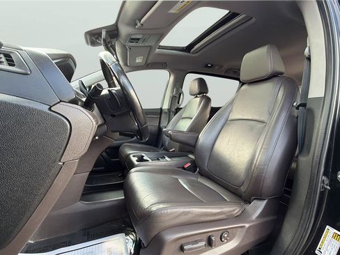Used 2018 Honda Odyssey EX-L image 33