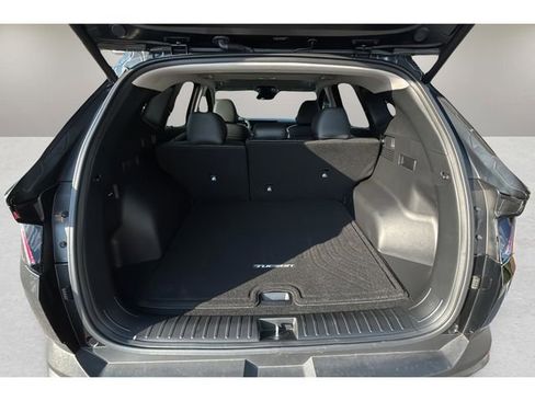 Used 2025 Hyundai Tucson SEL FWD image 32