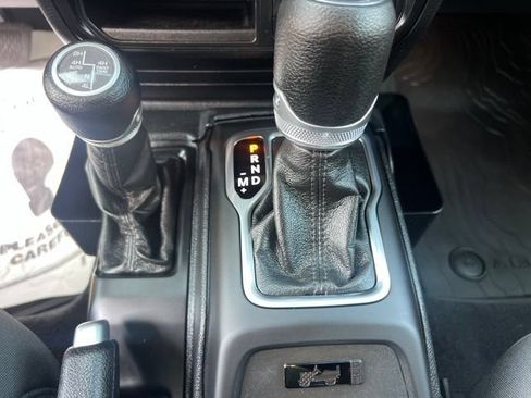 Used 2021 Jeep Wrangler Unlimited Sport AWD/4WD image 28