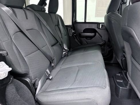 Used 2023 Jeep Wrangler Unlimited w/ Sun & Screen Package AWD/4WD image 21
