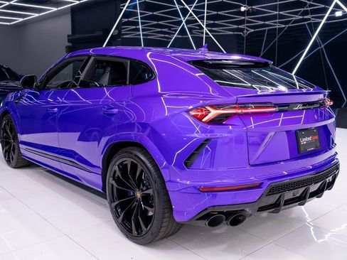 Used 2022 Lamborghini Urus AWD/4WD image 21
