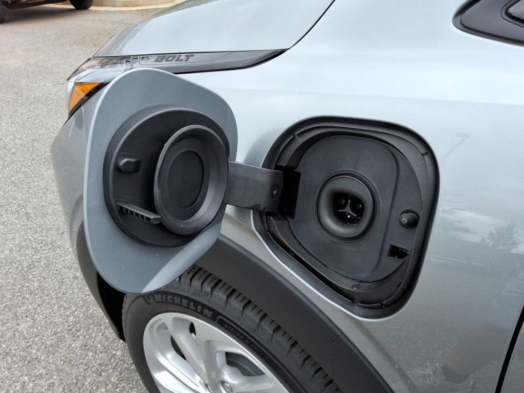 New 2027 Chevrolet Bolt LT w/ Comfort Package FWD image 11