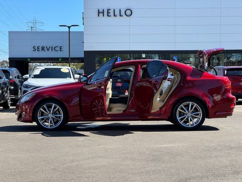 Used 2008 Lexus IS 250 w/ Premium Pkg RWD image 27