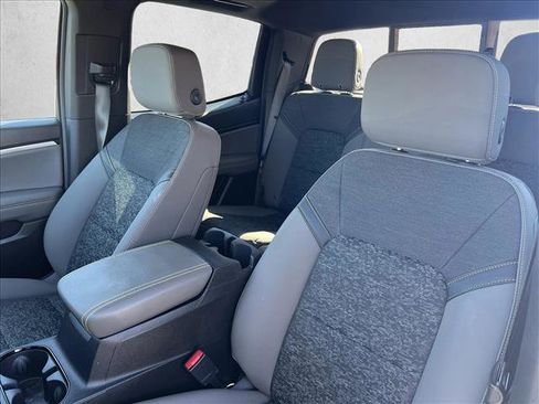 Used 2024 Chevrolet Colorado ZR2 w/ Technology Package image 16