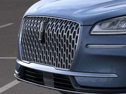 New 2026 Lincoln Corsair Premiere image 17