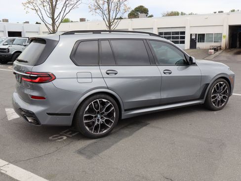 Used 2023 BMW X7 xDrive40i w/ M Sport Package image 21