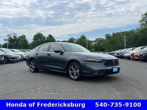Certified 2025 Honda Accord EX-L image 2
