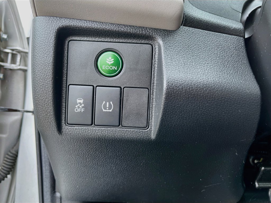 Used 2016 Honda HR-V EX image 10