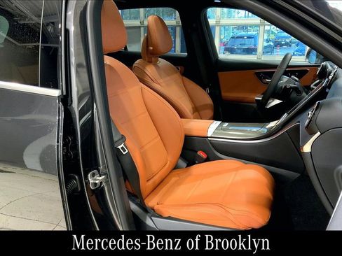 Used 2026 Mercedes-Benz GLC 300 4MATIC image 10