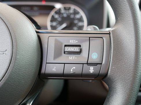 Certified 2023 Nissan Rogue SV AWD/4WD image 29