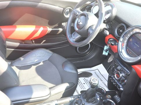 Used 2015 MINI Cooper Roadster S image 22