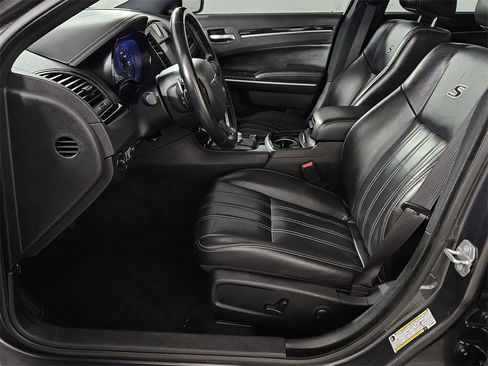 Used 2022 Chrysler 300 S image 24