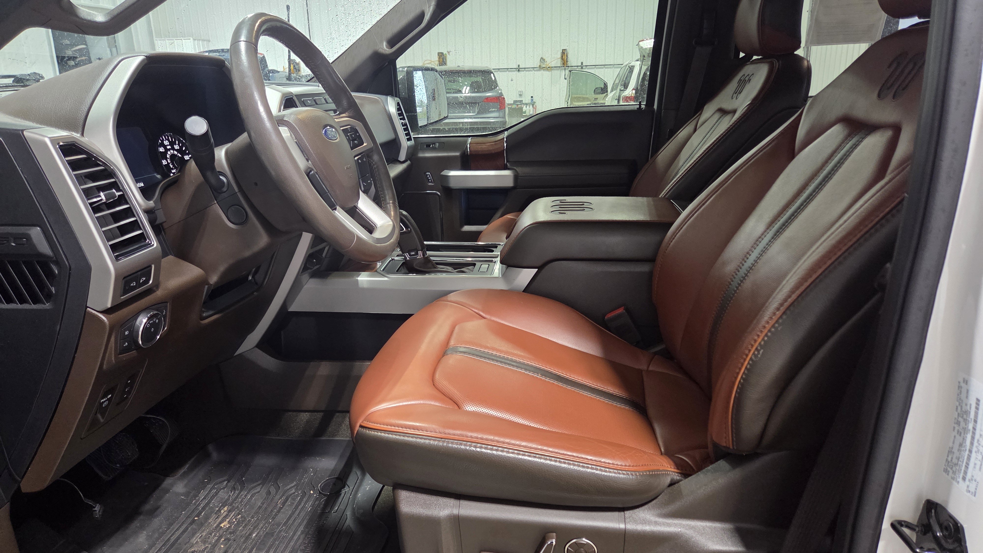 Used 2019 Ford F150 King Ranch w/ Equipment Group 601A Luxury AWD/4WD image 12