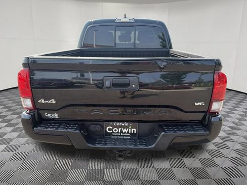 Used 2021 Toyota Tacoma SR AWD/4WD image 7