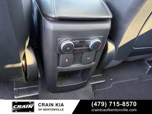 Used 2020 Ford Explorer XLT w/ Equipment Group 202A AWD/4WD image 28