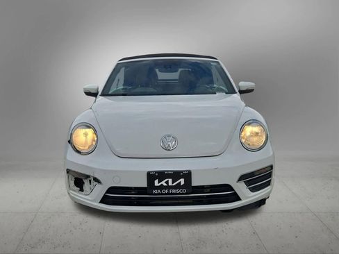 Used 2017 Volkswagen Beetle 1.8T Classic image 9