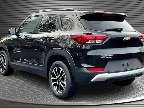 Used 2024 Chevrolet TrailBlazer LT image 4