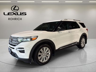 Used 2023 Ford Explorer Limited w/ Limited Technology Package
