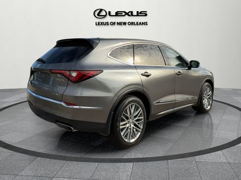 Used 2023 Acura MDX SH-AWD w/ Advance Package image 7