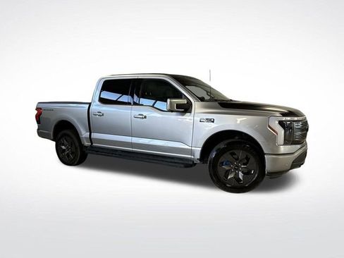 Certified 2024 Ford F150 Lightning Lariat image 43