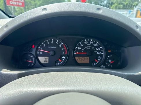 Used 2019 Nissan Frontier SV image 34