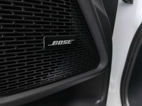 New 2025 Chevrolet Silverado EV LT image 82