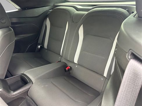 Used 2022 Chevrolet Camaro LT w/ RS Package image 15