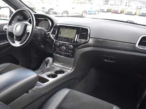 Used 2022 Jeep Grand Cherokee Laredo X image 55