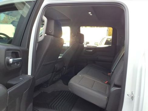 Used 2025 Chevrolet Silverado 1500 Custom image 16