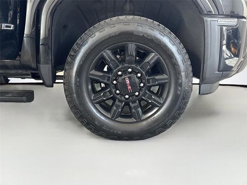 Used 2025 GMC Sierra 2500 AT4 w/ AT4 Premium Plus Package AWD/4WD image 36