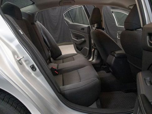 Used 2024 Nissan Altima 2.5 SV AWD/4WD image 18