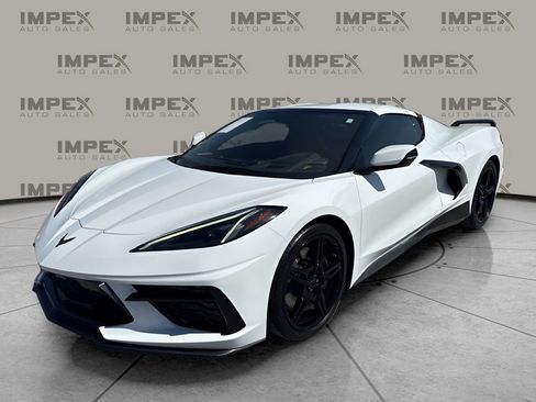 Used 2022 Chevrolet Corvette Stingray Preferred Cpe w/ Z51 Performance Package image 1